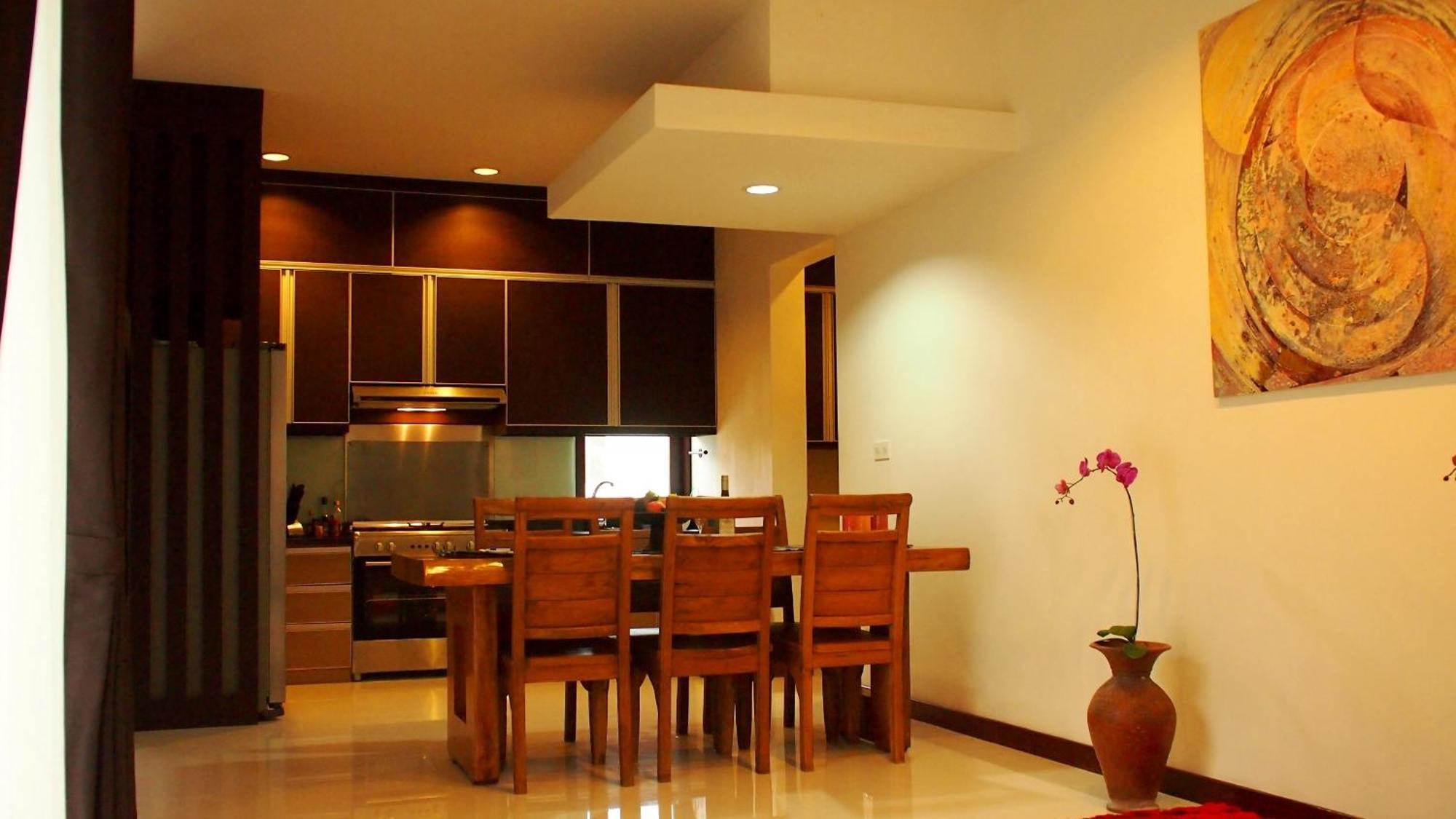 Pasific Beach Cottages Mangsit Rum bild