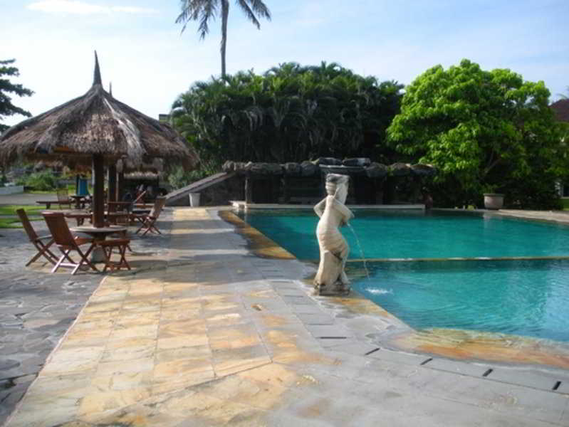 Pasific Beach Cottages Mangsit Exteriör bild